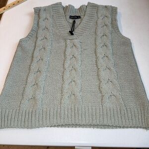 Womens M Moon And Madison Sweater Vest Cable Knit Sage Green Anthropologie NWOT